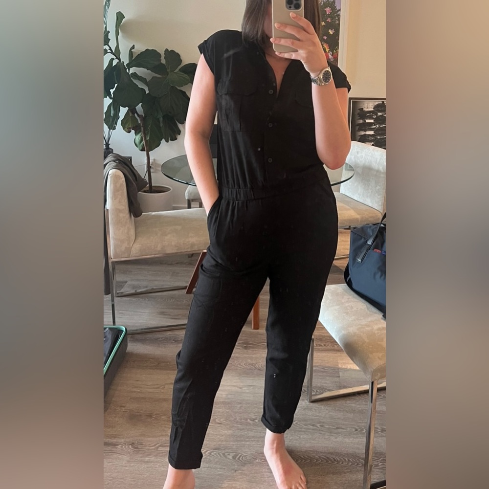 Monrow 100% cotton utility style jumpsuit in  black NEW WITH TAGS super comfy